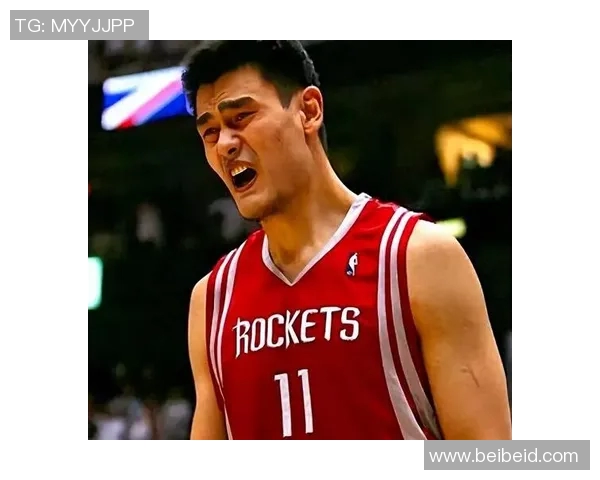 麦克老师与姚明的篮球梦想之旅：跨越文化的友谊与合作