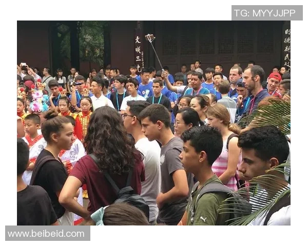 足球明星齐聚长城挑战极限展现风采的精彩视频回顾