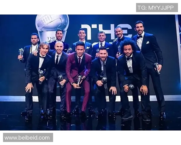 足球明星魅力尽显精美图片封面展示球场传奇风采 足球明星魅力尽显精美图片封面展示球场传奇风采