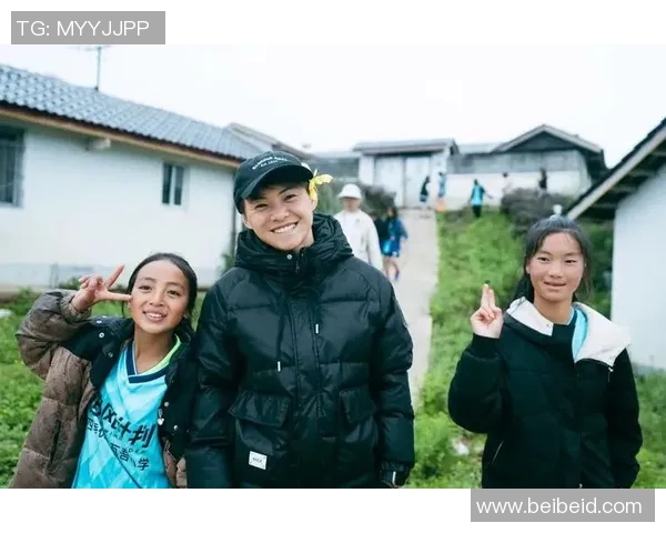 足球明星凉山女友身份揭秘背后的故事与情感历程分析